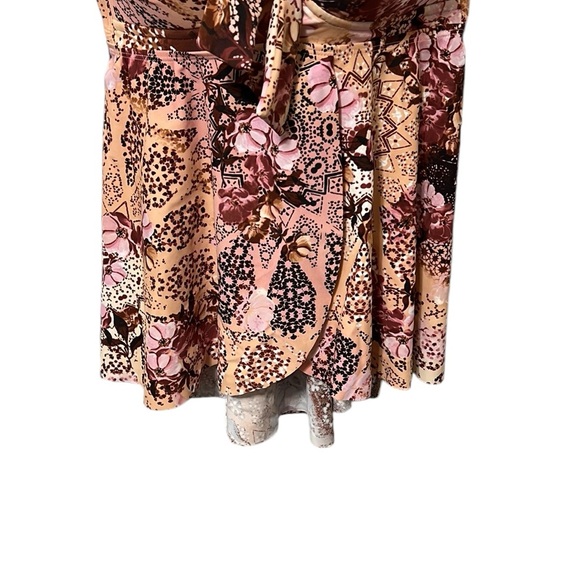 Torrid Medallion Print Flutter Tankini Top Size 1 D/DD - Picture 4 of 7